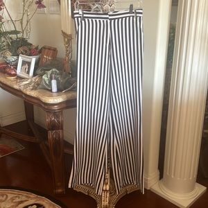 Striped pants size S🥰👍🏼🔥❤️